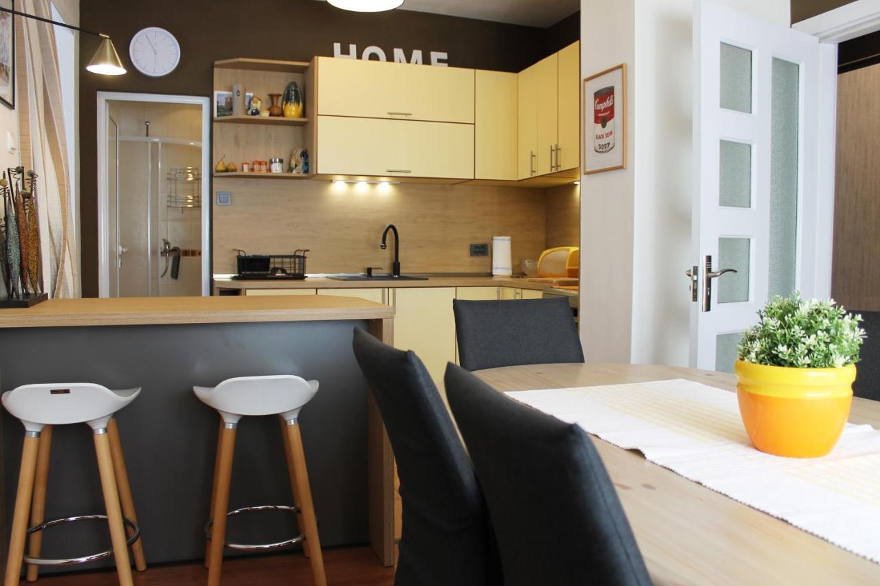 Sunny Day Apartment Поморие Екстериор снимка