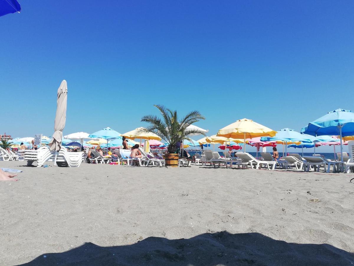 Sunny Day Apartment Поморие Екстериор снимка
